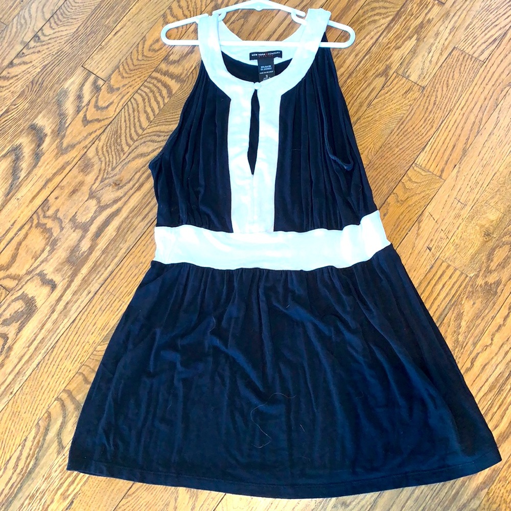 Sleeveless top